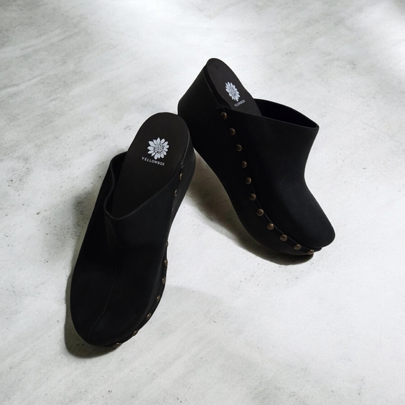 Yellow Box Shoes - Yellow Box Black Studded Clog Mules Size 7 1/2 EUC!!